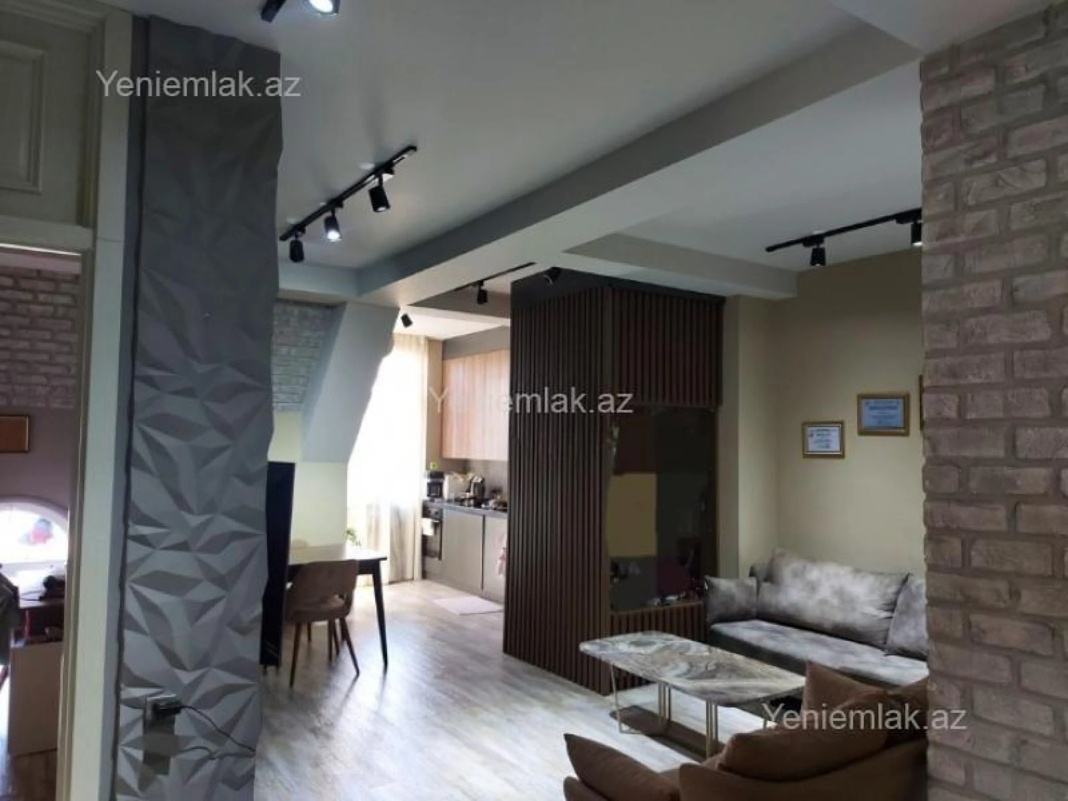 Satılır 2 otaqlı yeni tikili 68 m²