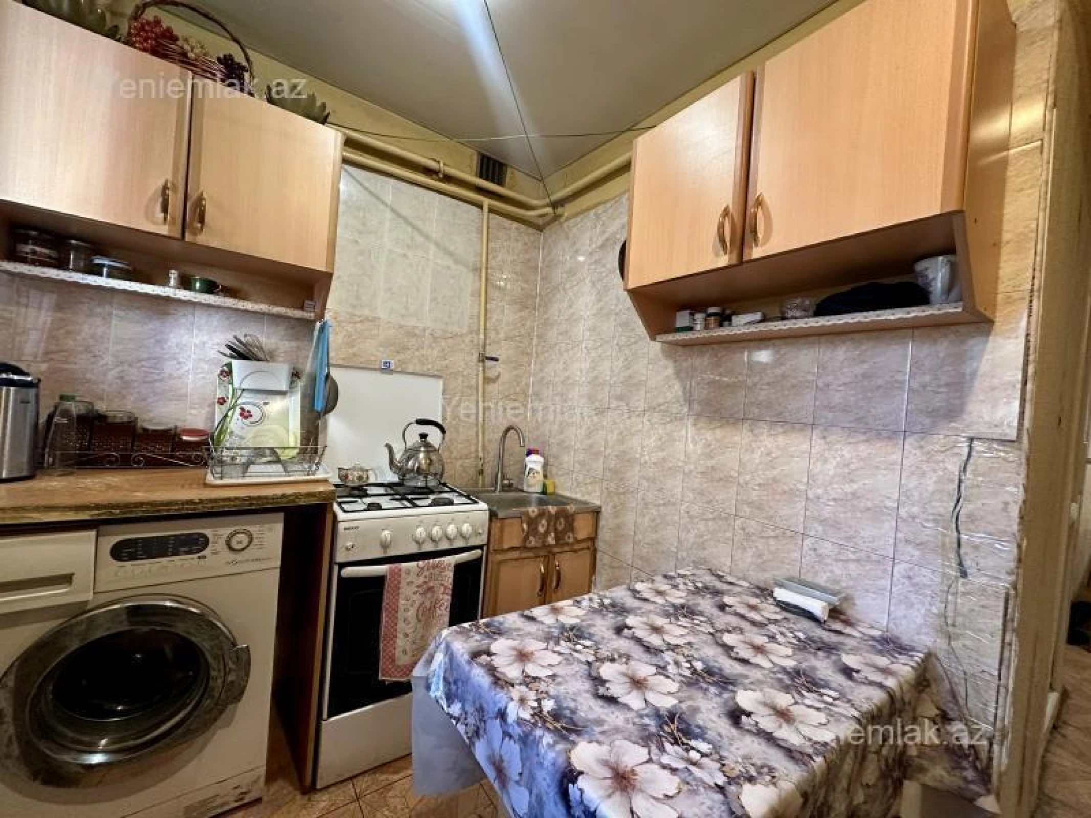 Satılır 1 otaqlı köhnə tikili 30 m²