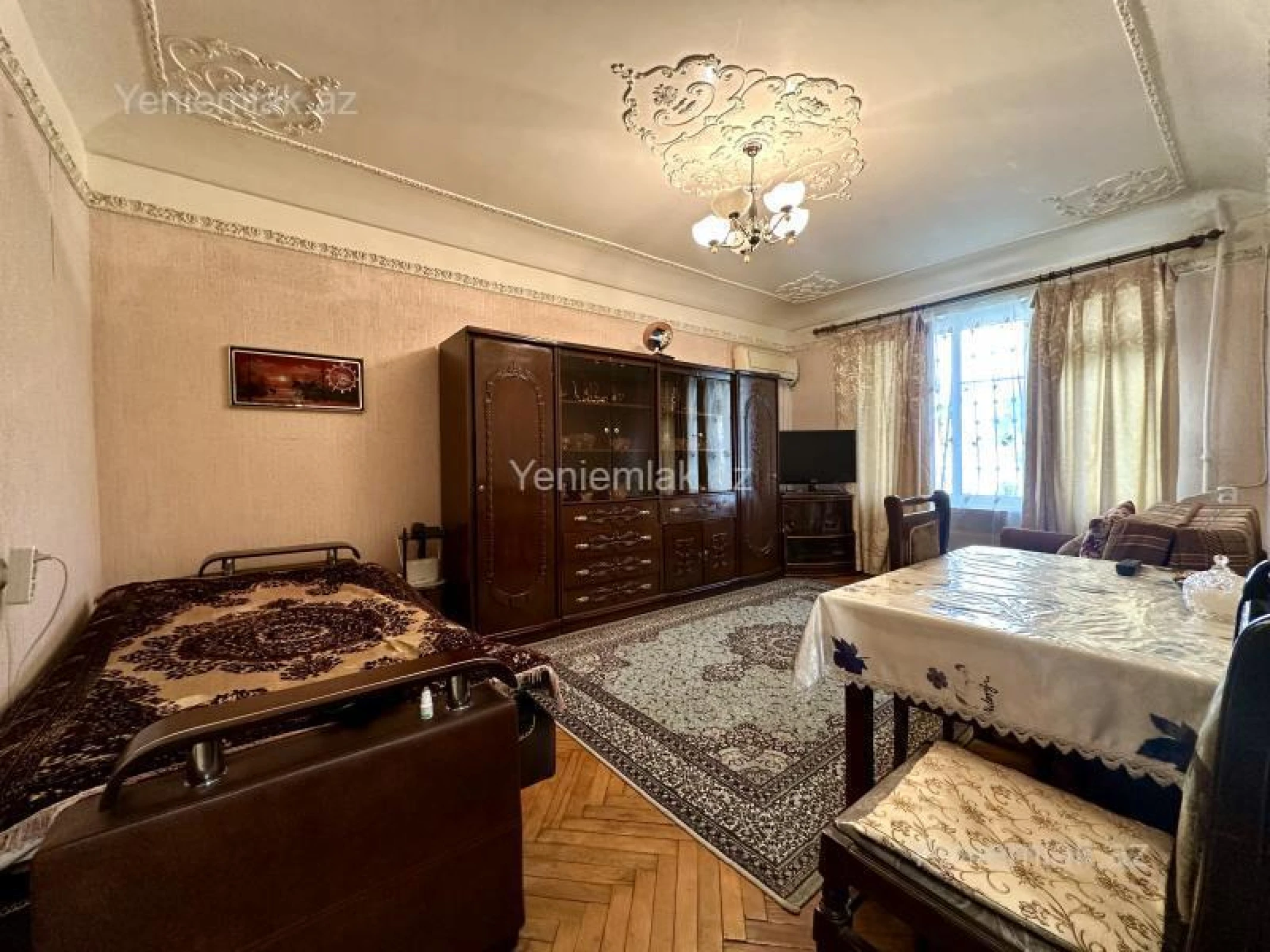 Satılır 1 otaqlı köhnə tikili 30 m²