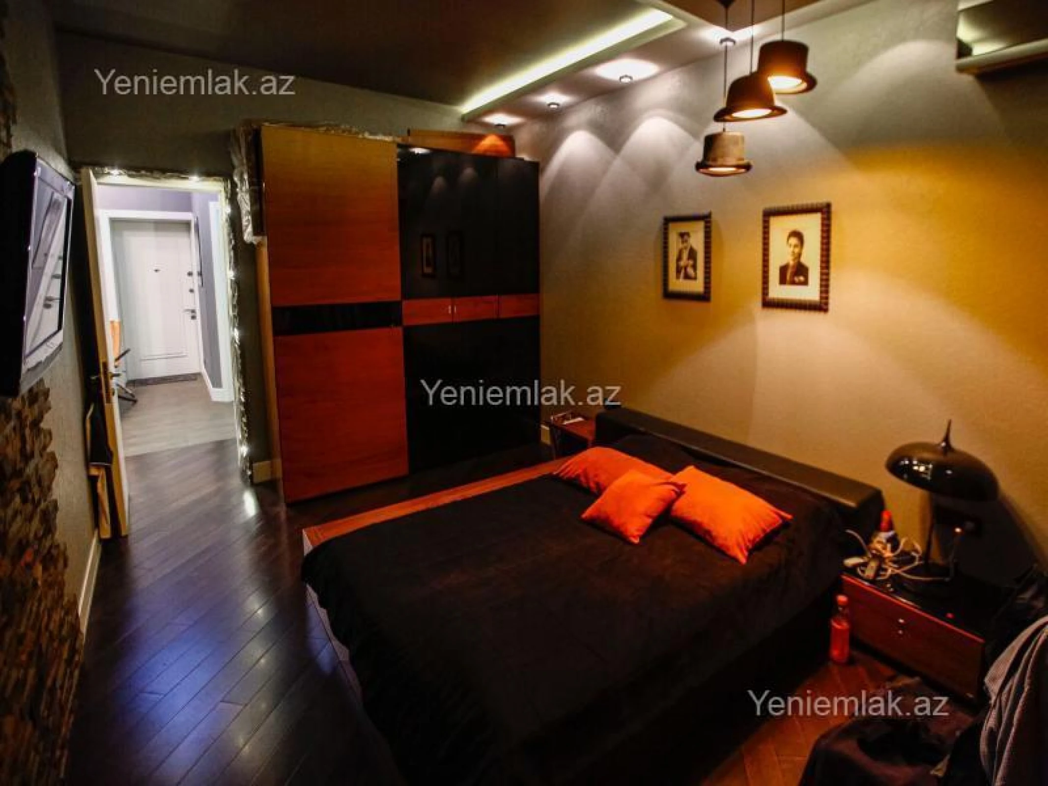 Satılır 4 otaqlı yeni tikili 200.5 m²