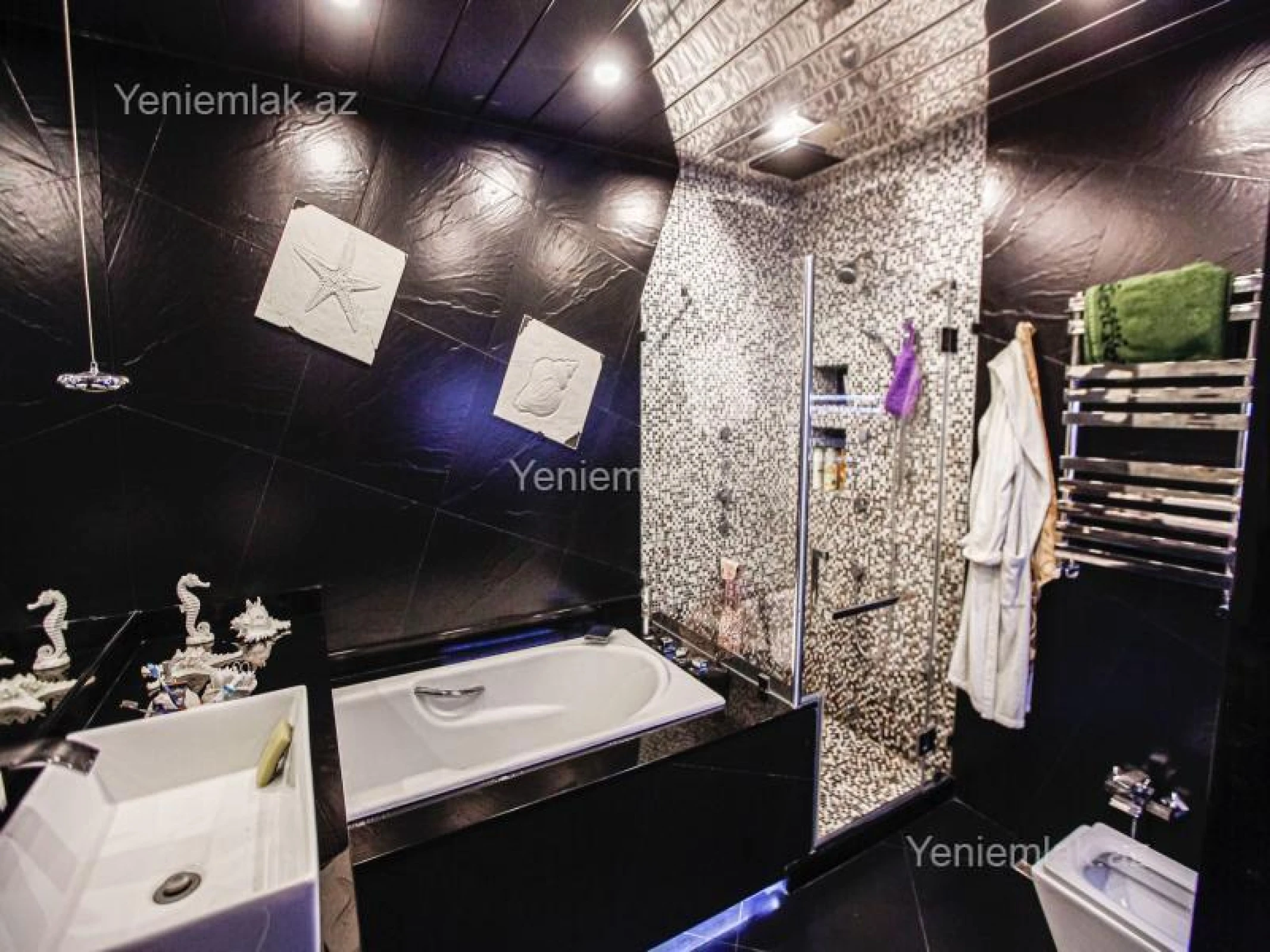 Satılır 4 otaqlı yeni tikili 200.5 m²