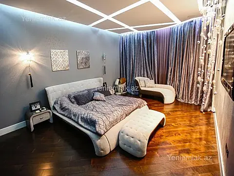 Satılır 4 otaqlı yeni tikili 200.5 m²