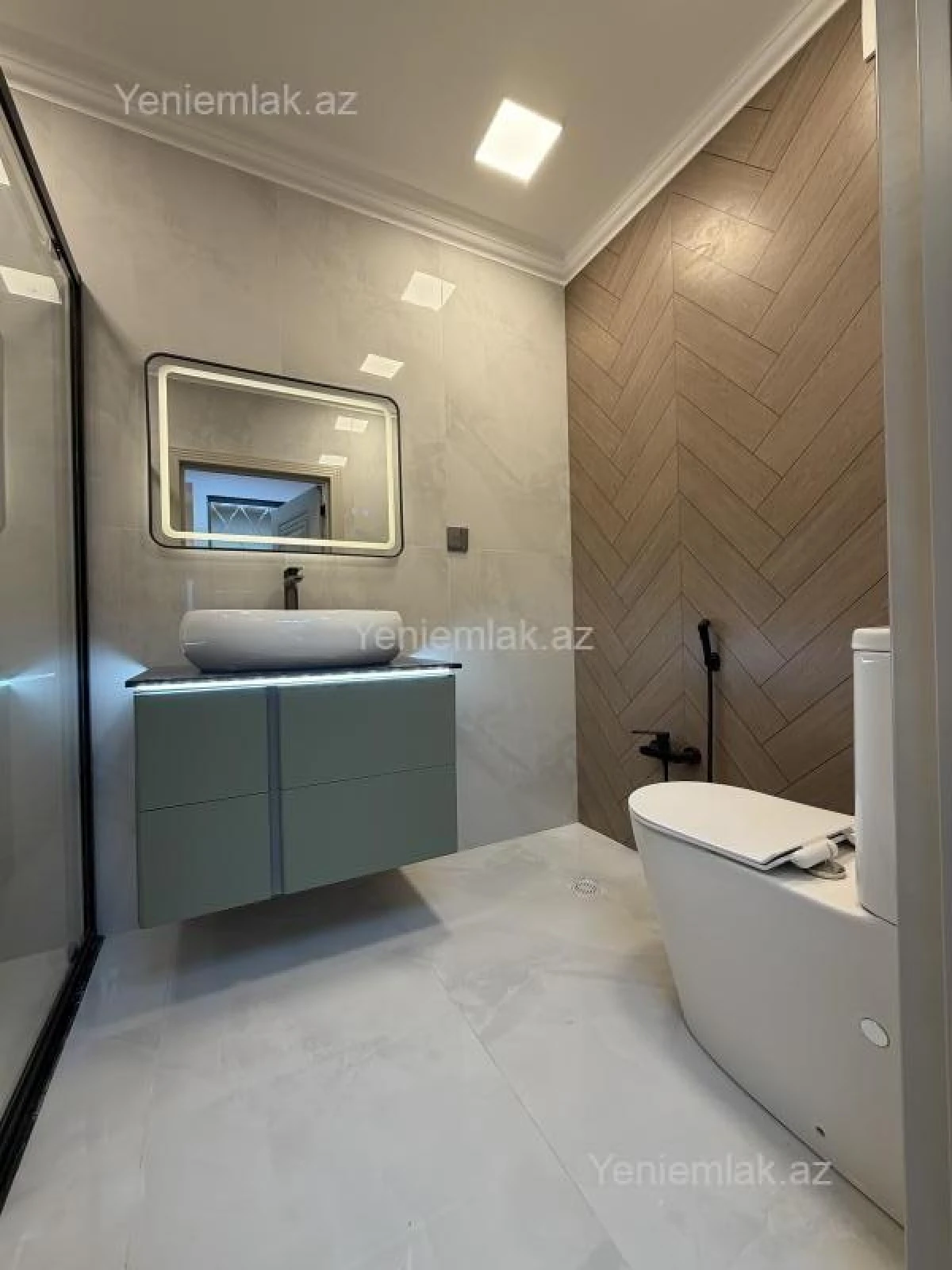 Satılır 3 otaqlı yeni tikili 100 m²