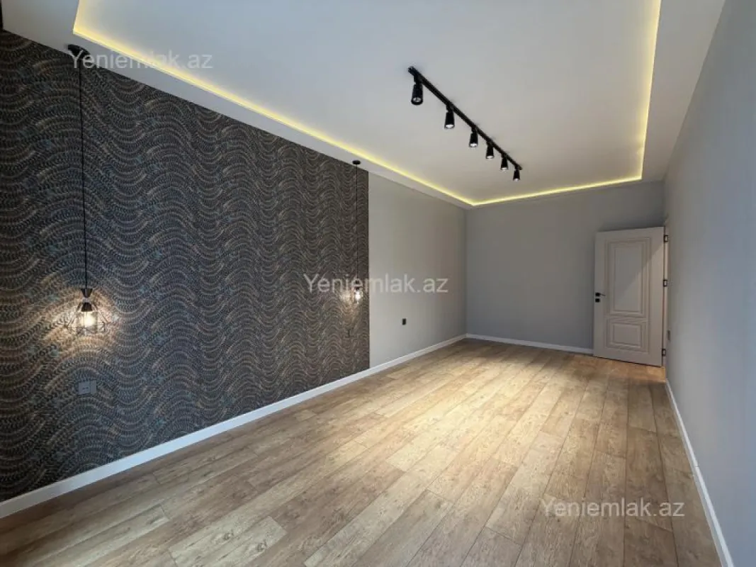 Satılır 3 otaqlı yeni tikili 100 m²