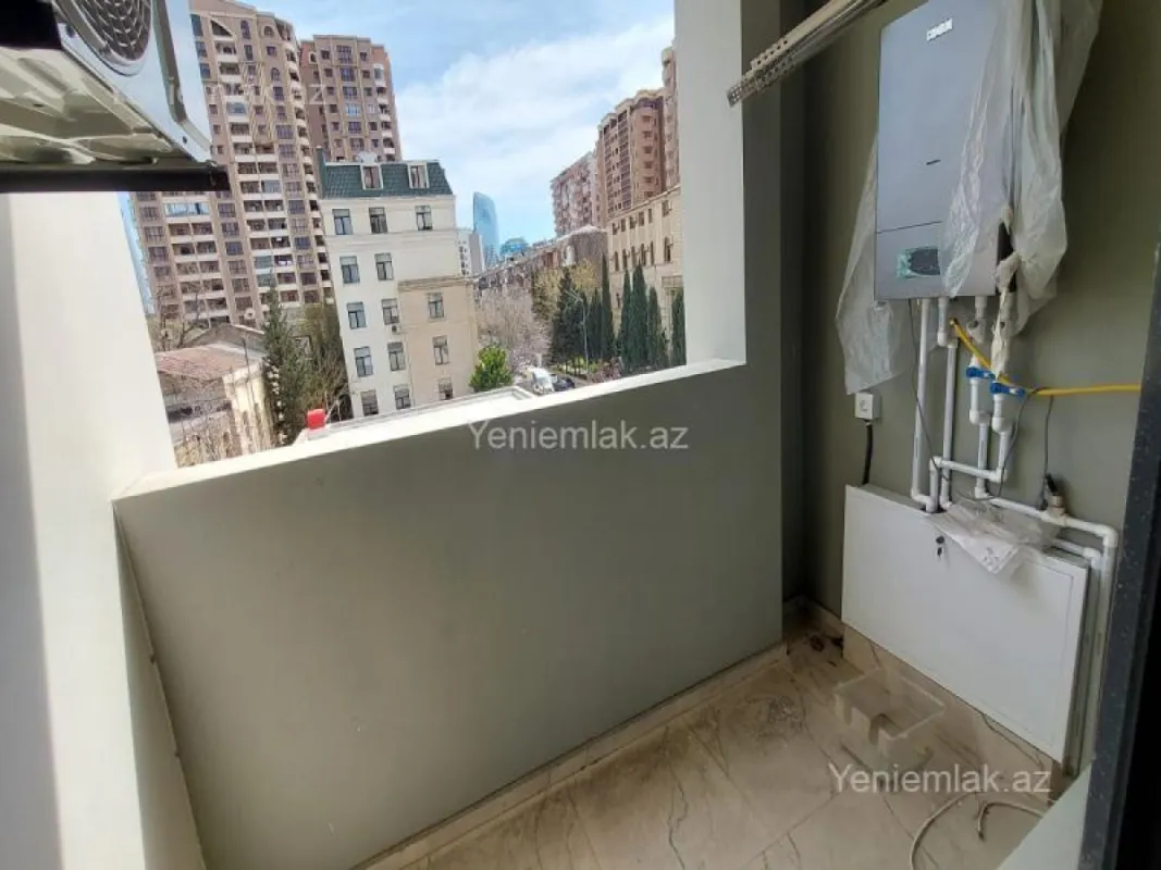 Satılır 3 otaqlı yeni tikili 112 m²