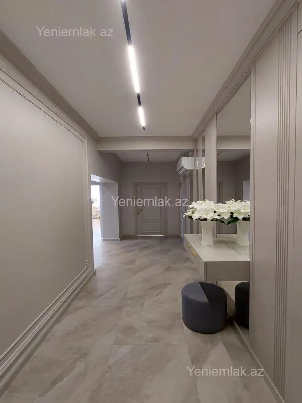 Satılır 3 otaqlı yeni tikili 112 m²