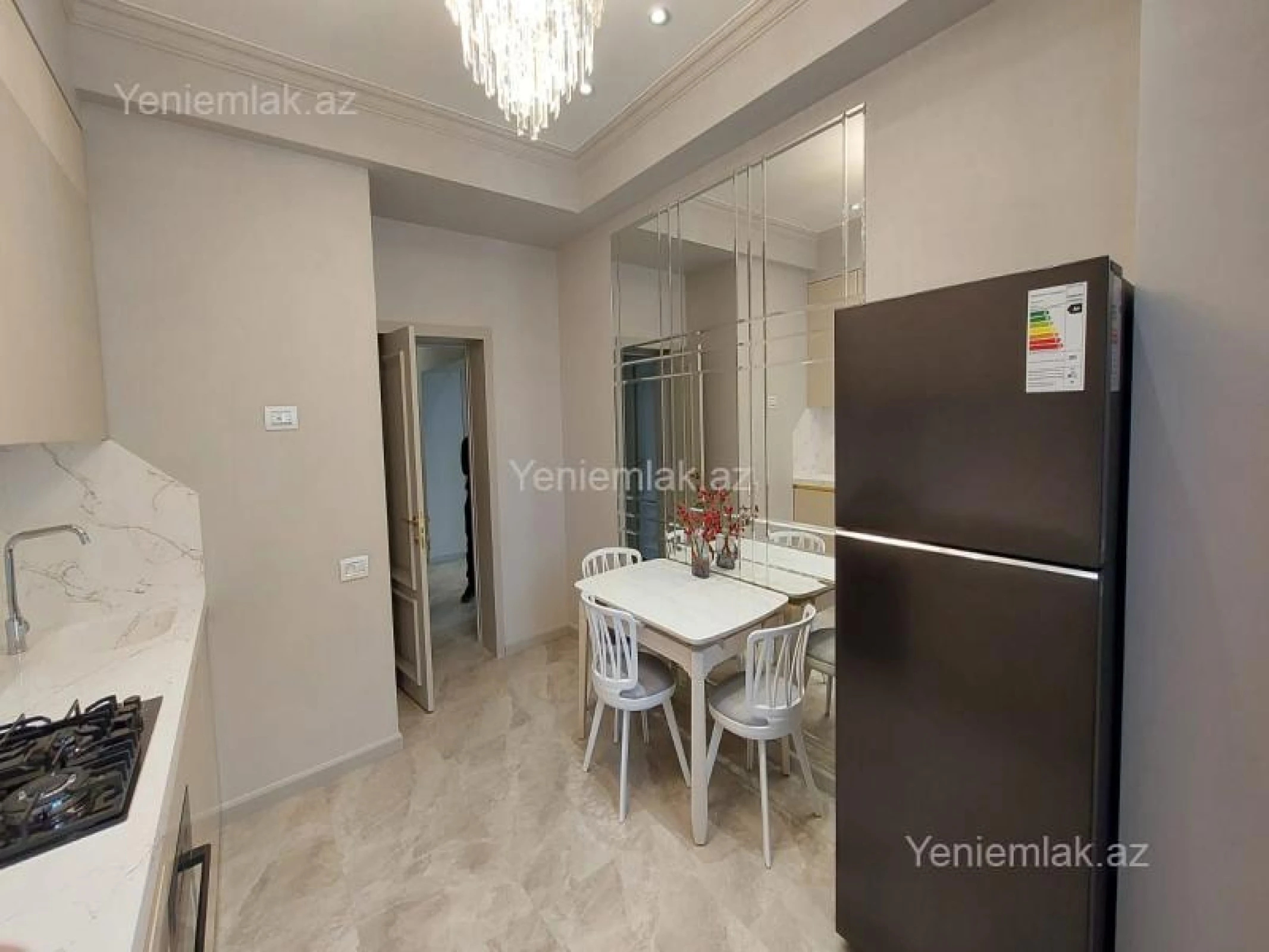 Satılır 3 otaqlı yeni tikili 112 m²