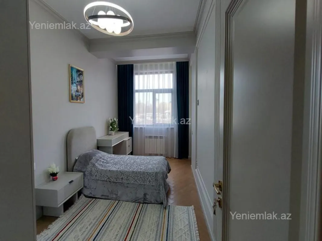 Satılır 3 otaqlı yeni tikili 112 m²