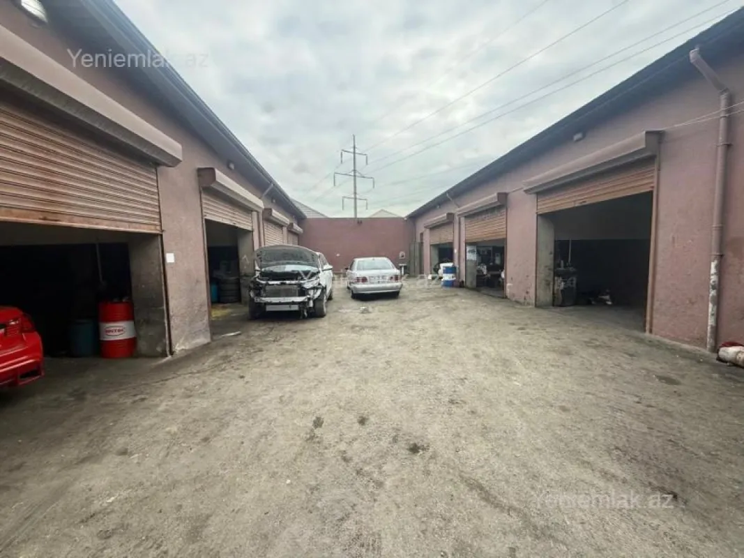 Satılır 14 otaqlı obyekt 550 m²