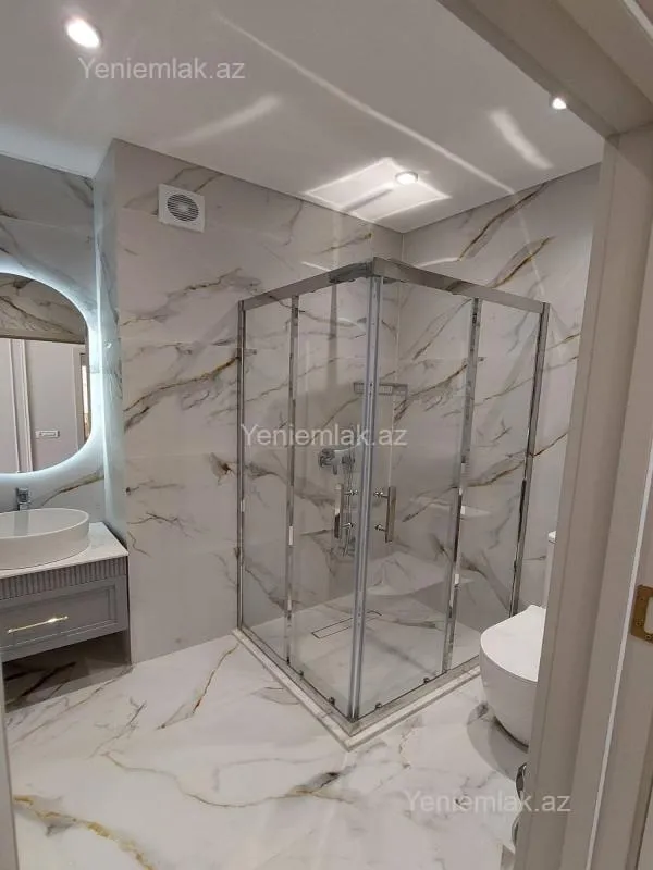 Satılır 3 otaqlı yeni tikili 118 m²