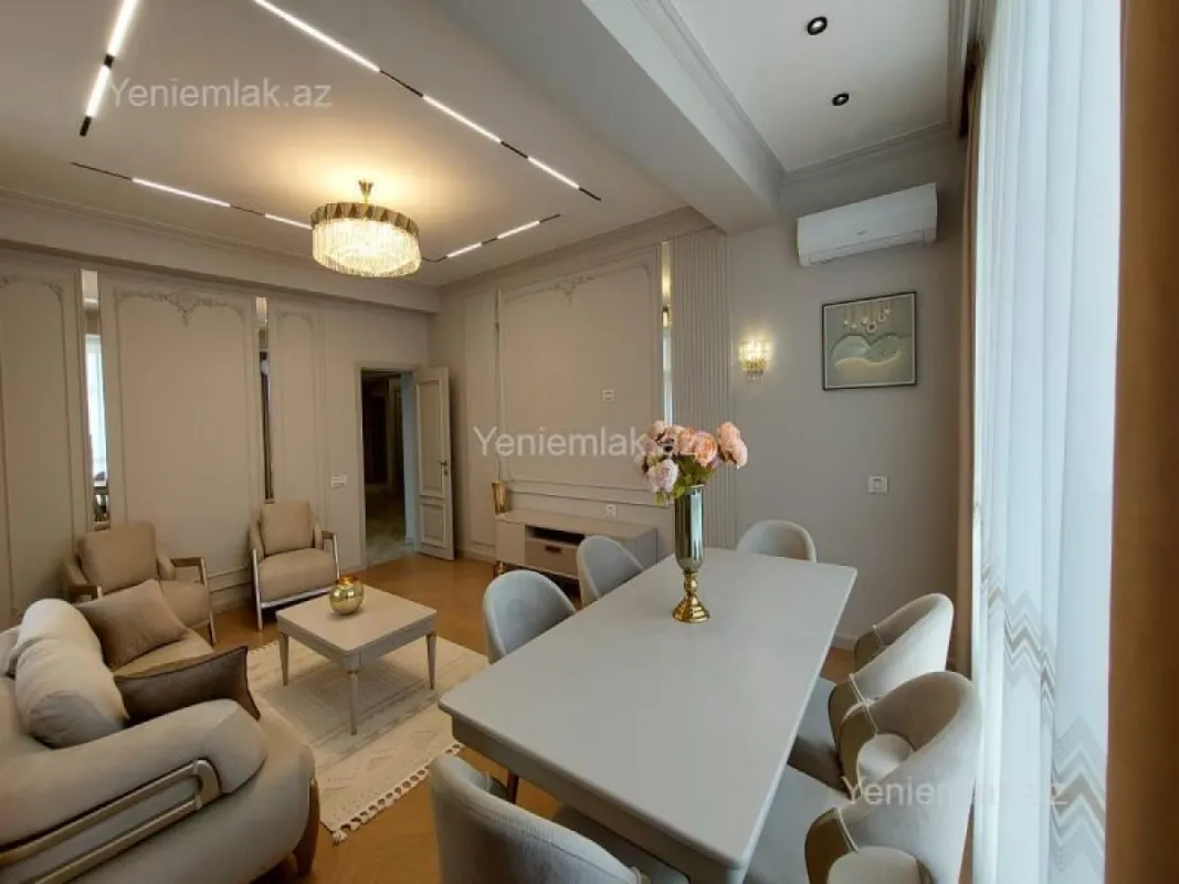 Satılır 3 otaqlı yeni tikili 118 m²