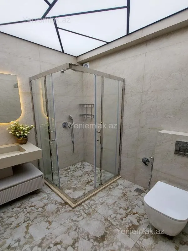 Satılır 3 otaqlı yeni tikili 118 m²