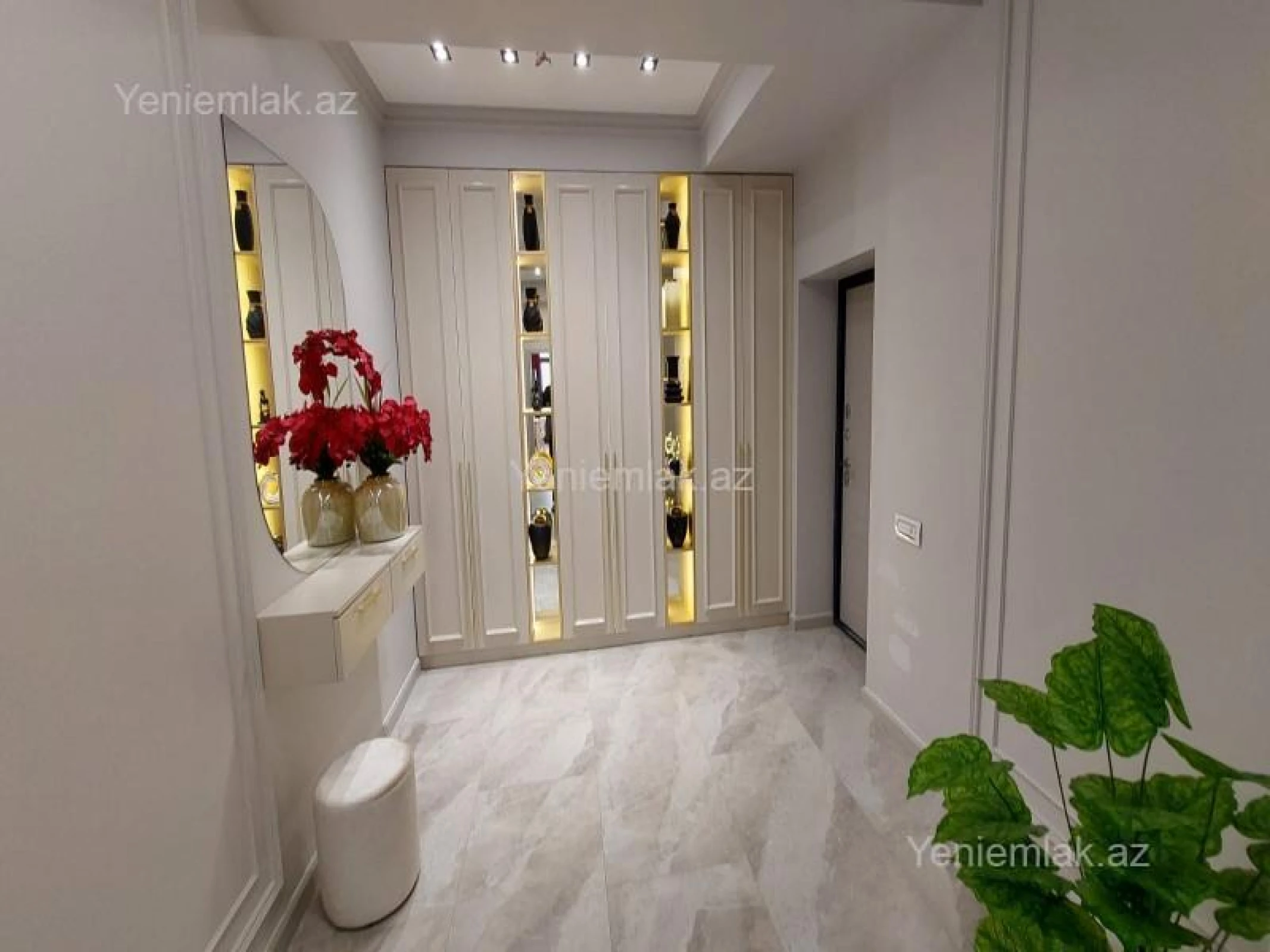 Satılır 3 otaqlı yeni tikili 118 m²