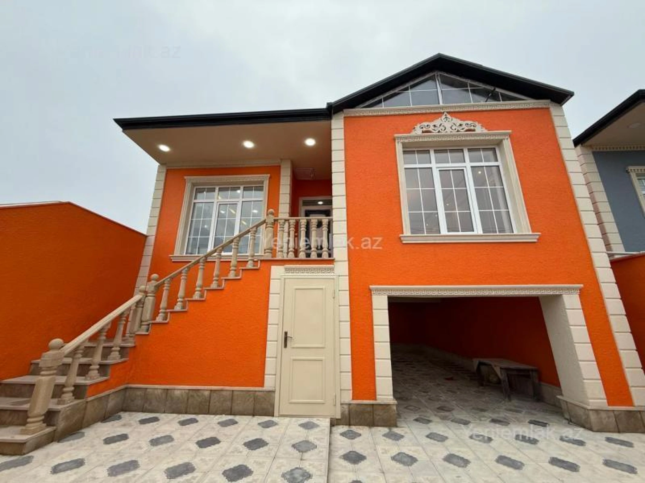 Satılır 4 otaqlı həyət evi 120 m²