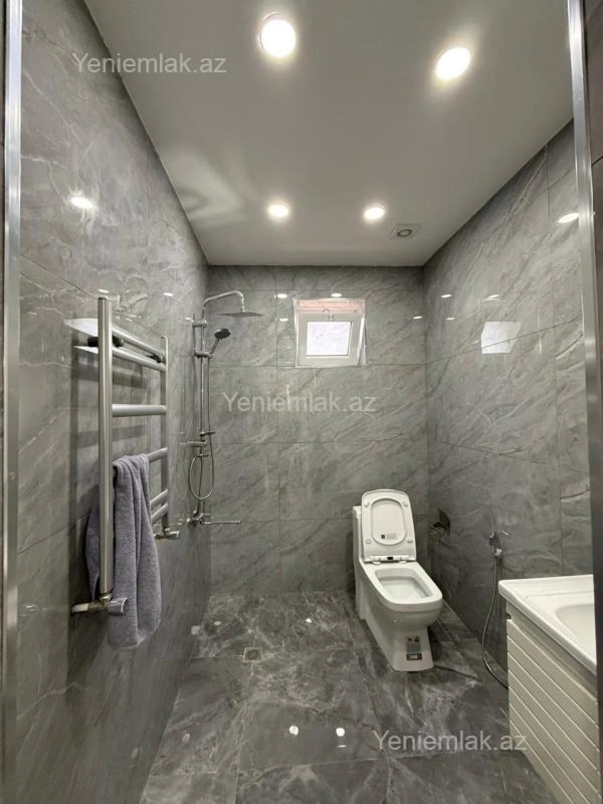 Satılır 4 otaqlı həyət evi 120 m²