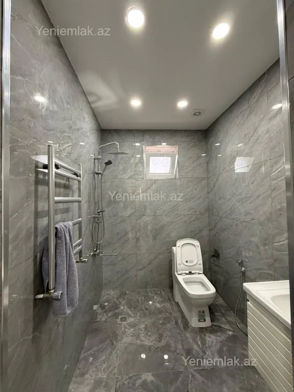 Satılır 4 otaqlı həyət evi 120 m²