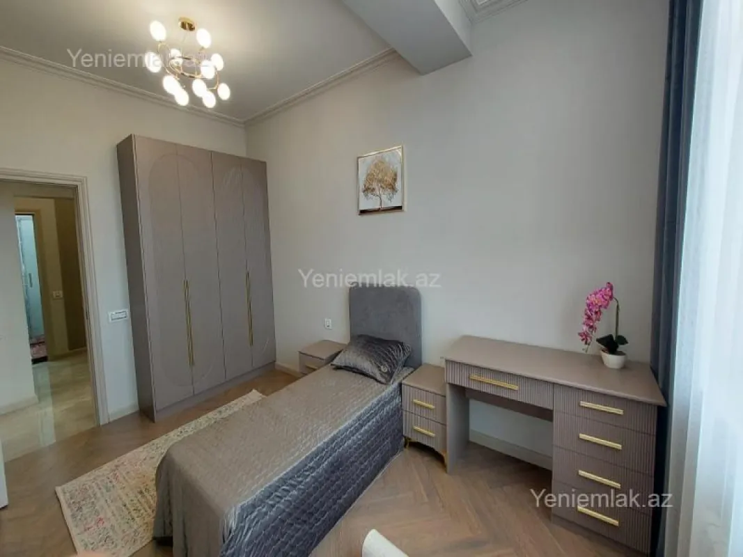 Satılır 3 otaqlı yeni tikili 118 m²