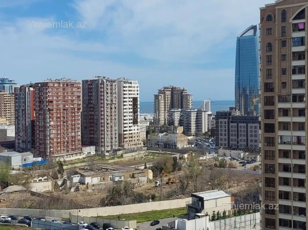 Satılır 3 otaqlı yeni tikili 118 m²