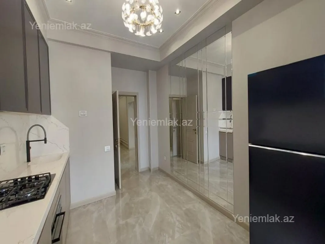 Satılır 3 otaqlı yeni tikili 118 m²