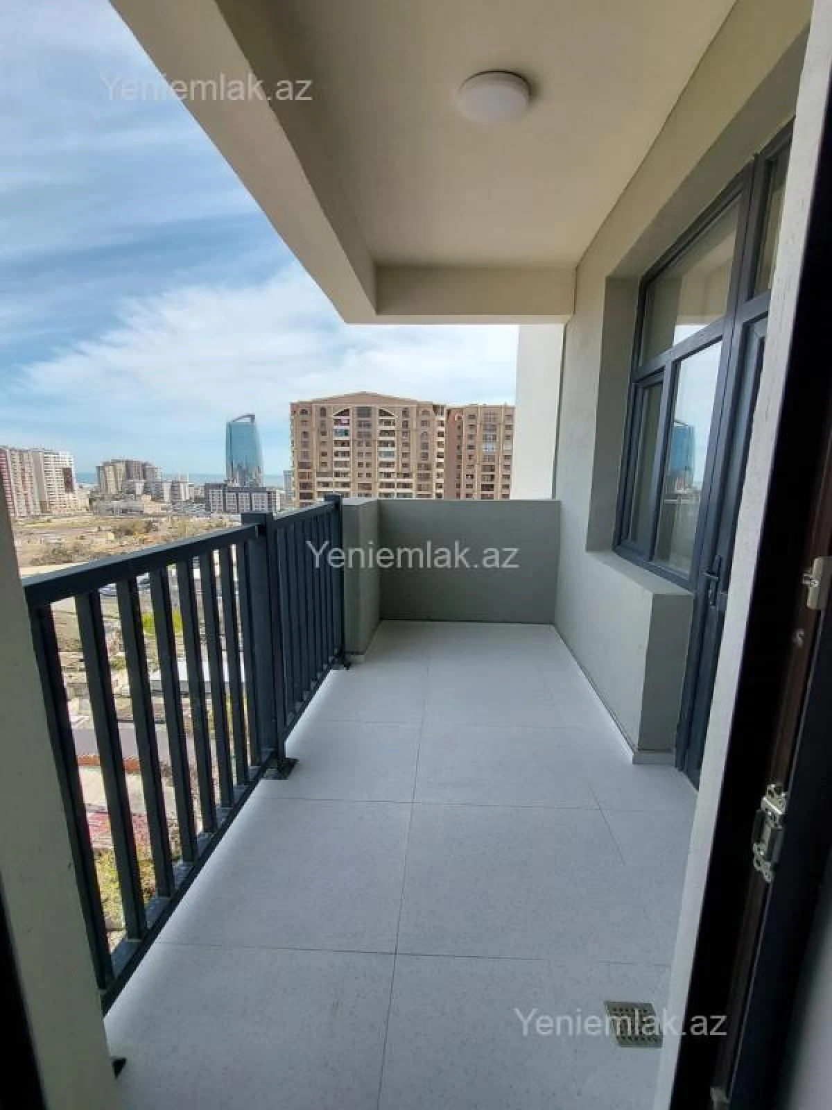 Satılır 3 otaqlı yeni tikili 118 m²