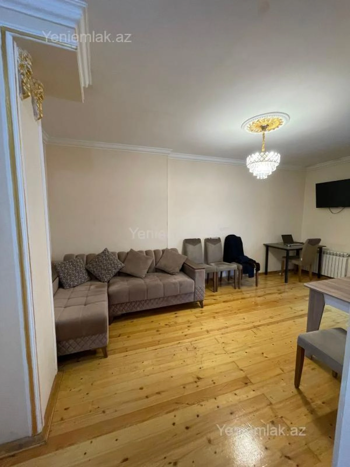 Satılır 2 otaqlı köhnə tikili 38 m²