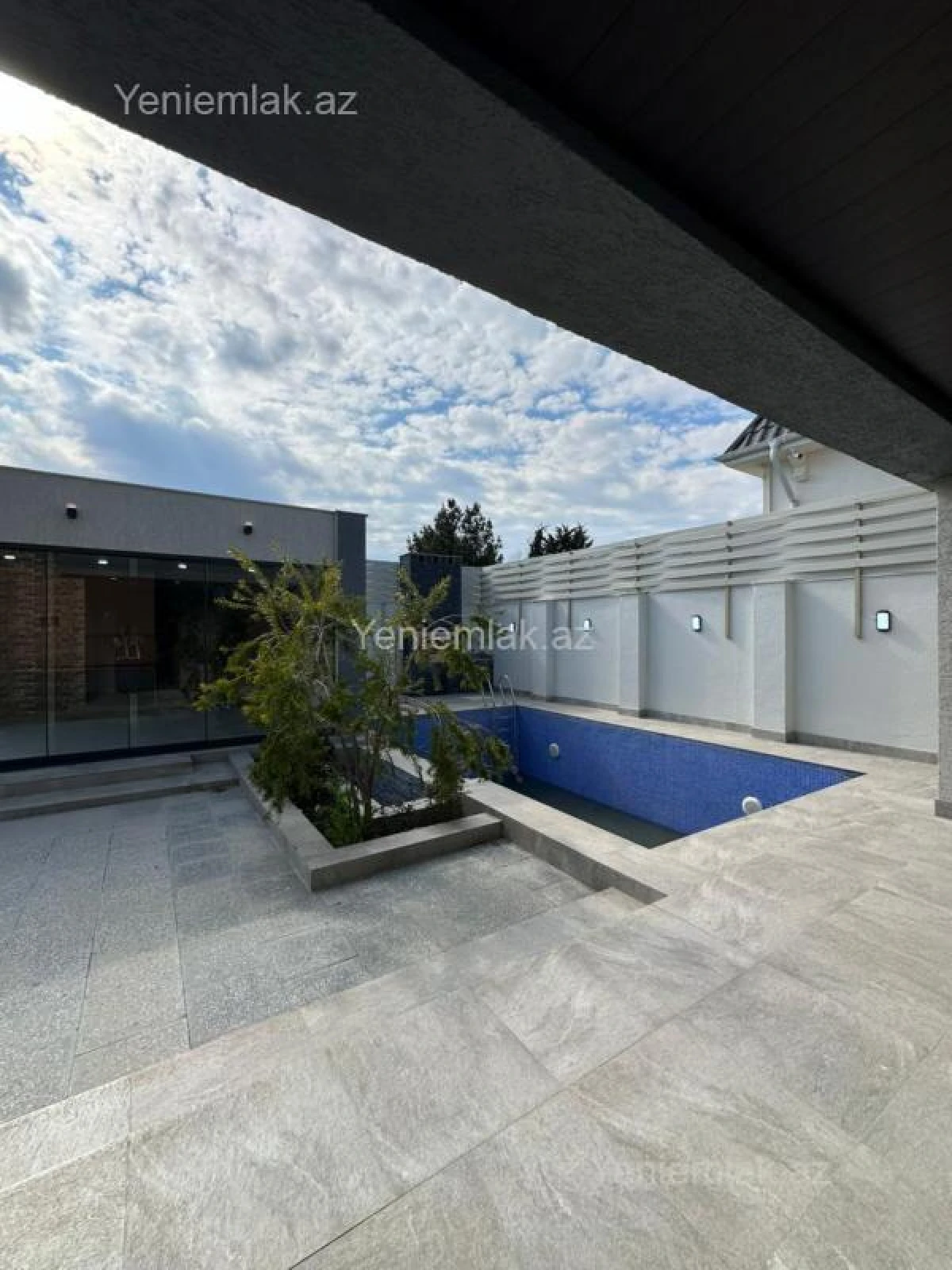 Satılır 4 otaqlı həyət evi 170 m²