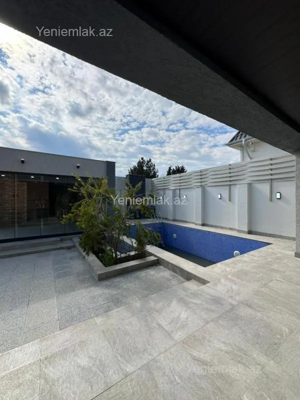 Satılır 4 otaqlı həyət evi 170 m²
