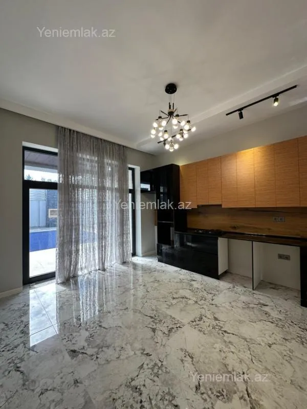 Satılır 4 otaqlı həyət evi 170 m²