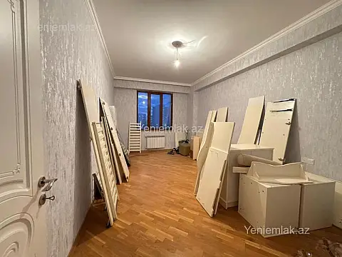 Satılır 3 otaqlı yeni tikili 112 m²