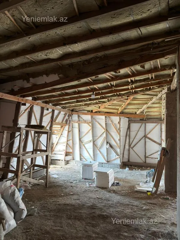 Satılır 3 otaqlı yeni tikili 100 m²