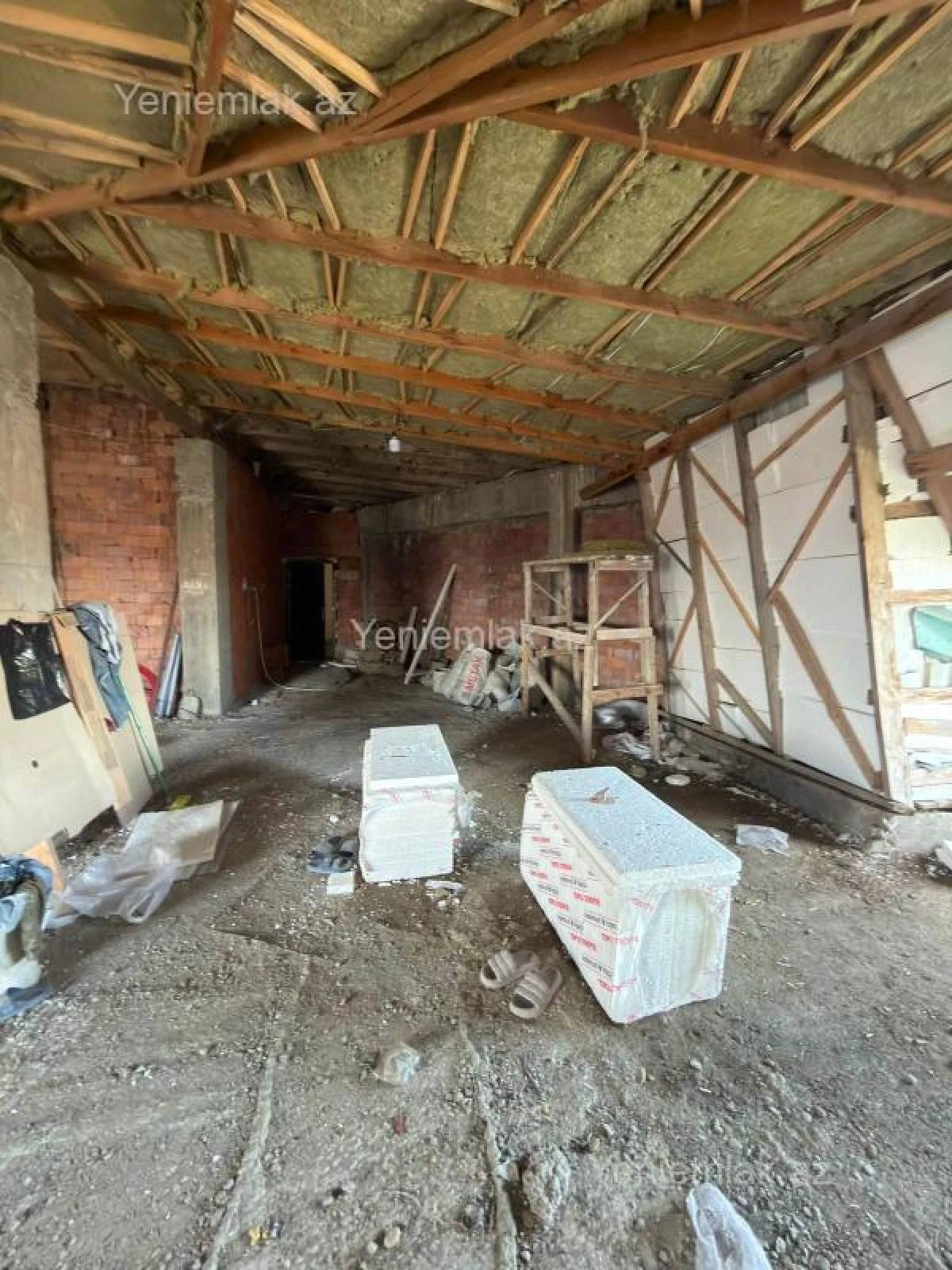 Satılır 3 otaqlı yeni tikili 100 m²