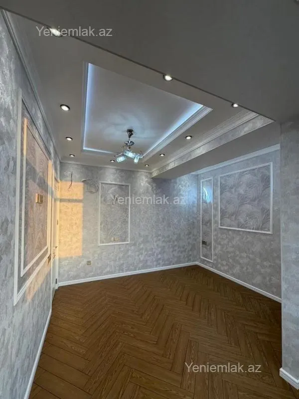 Satılır 3 otaqlı yeni tikili 115 m²