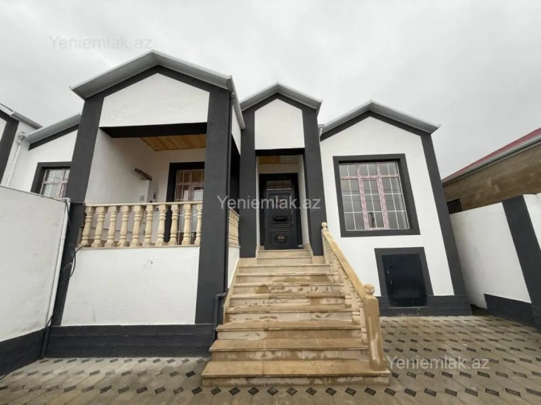 Satılır 3 otaqlı həyət evi 100 m²