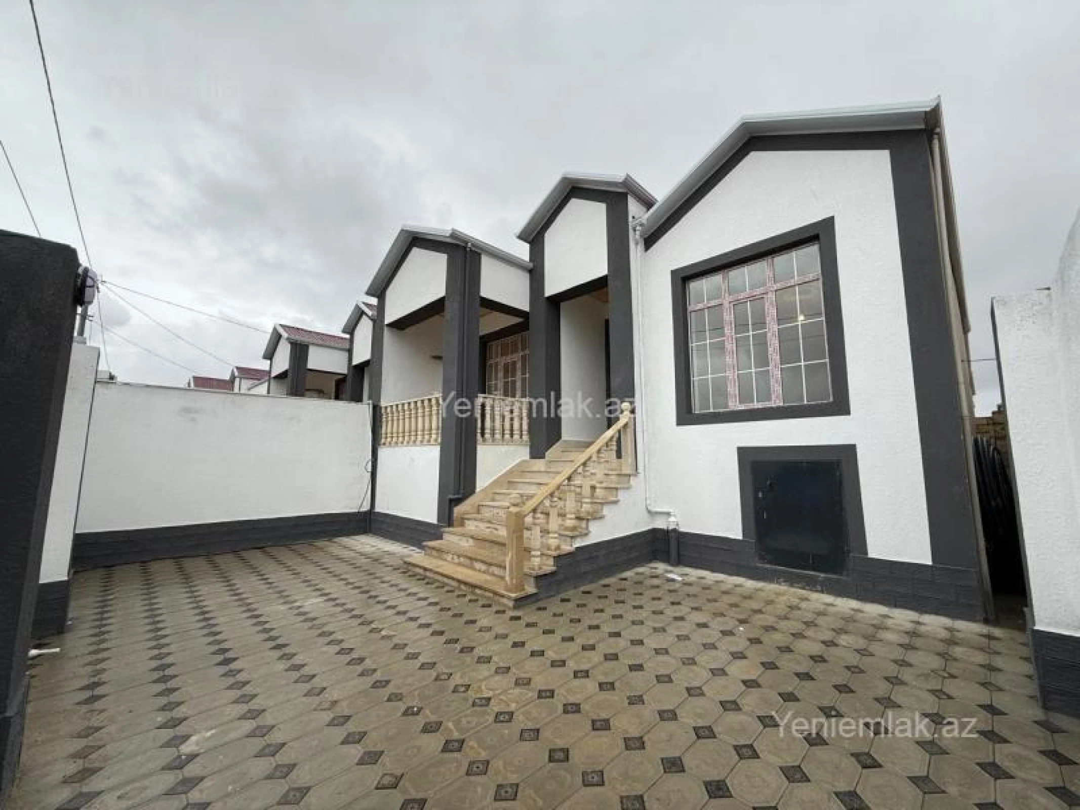 Satılır 3 otaqlı həyət evi 100 m²