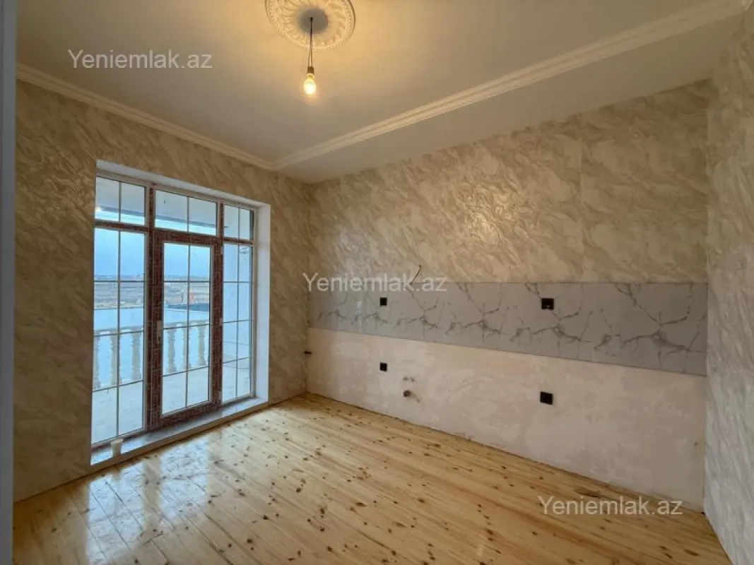 Satılır 3 otaqlı həyət evi 100 m²