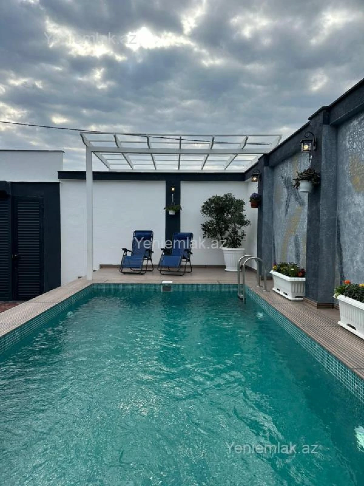 Satılır 4 otaqlı həyət evi 150 m²