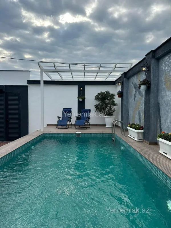 Satılır 4 otaqlı həyət evi 150 m²