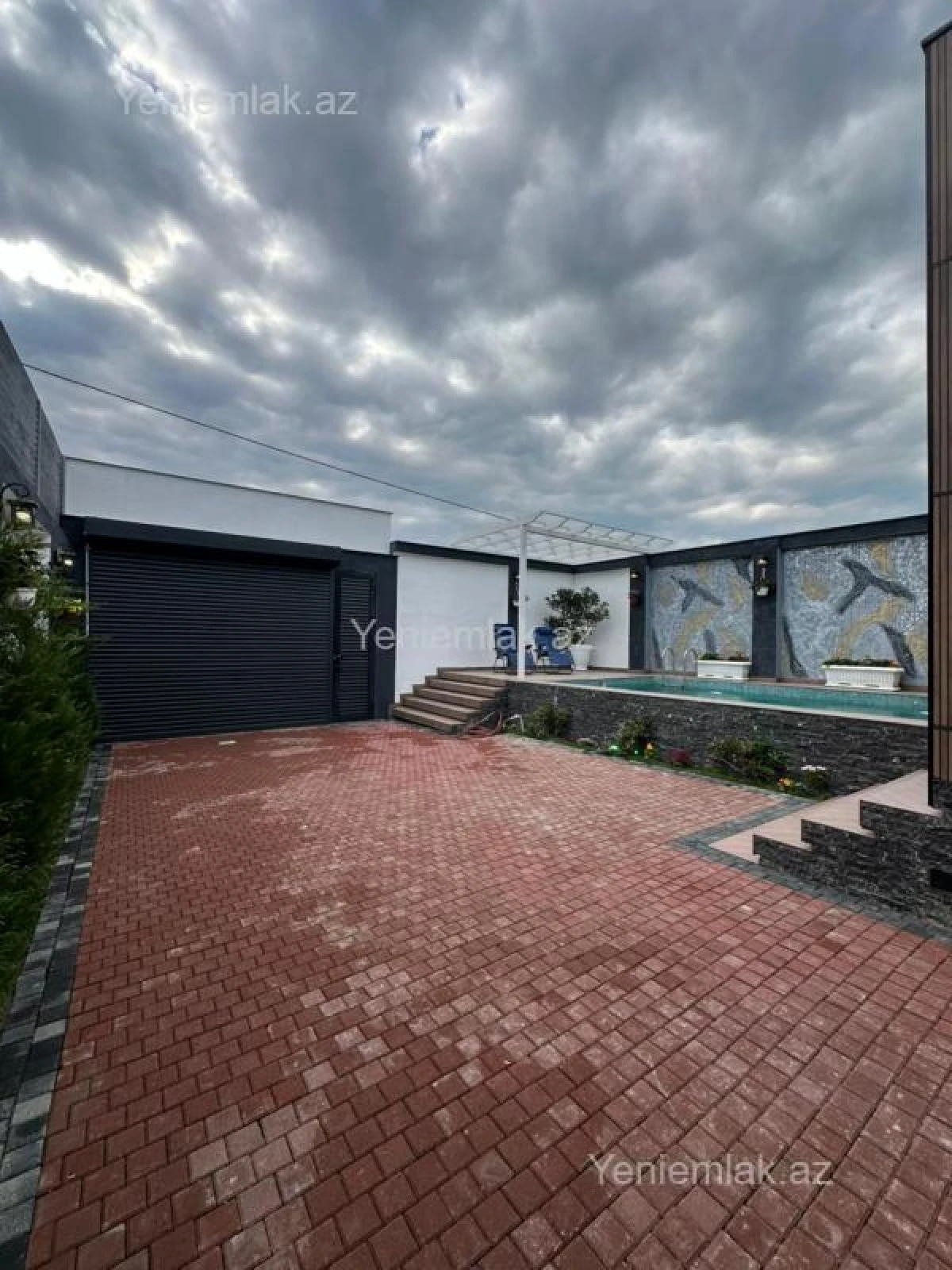 Satılır 4 otaqlı həyət evi 150 m²