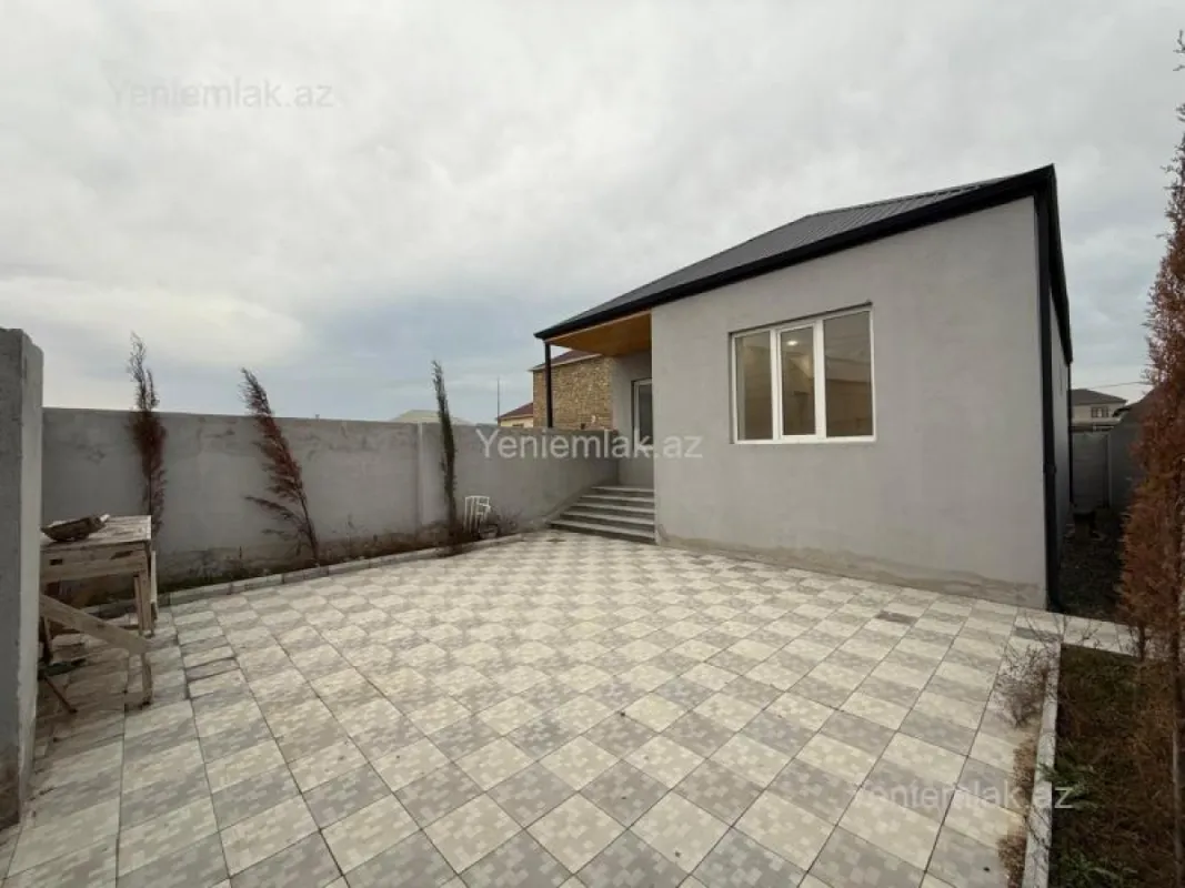 Satılır 3 otaqlı həyət evi 100 m²