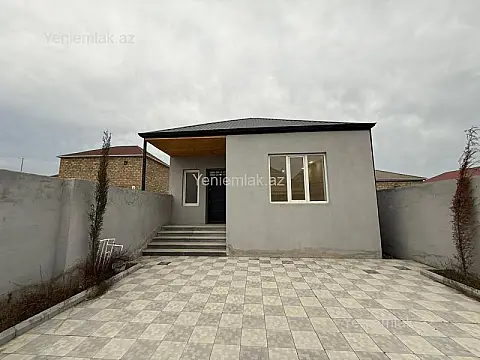 Satılır 3 otaqlı həyət evi 100 m²