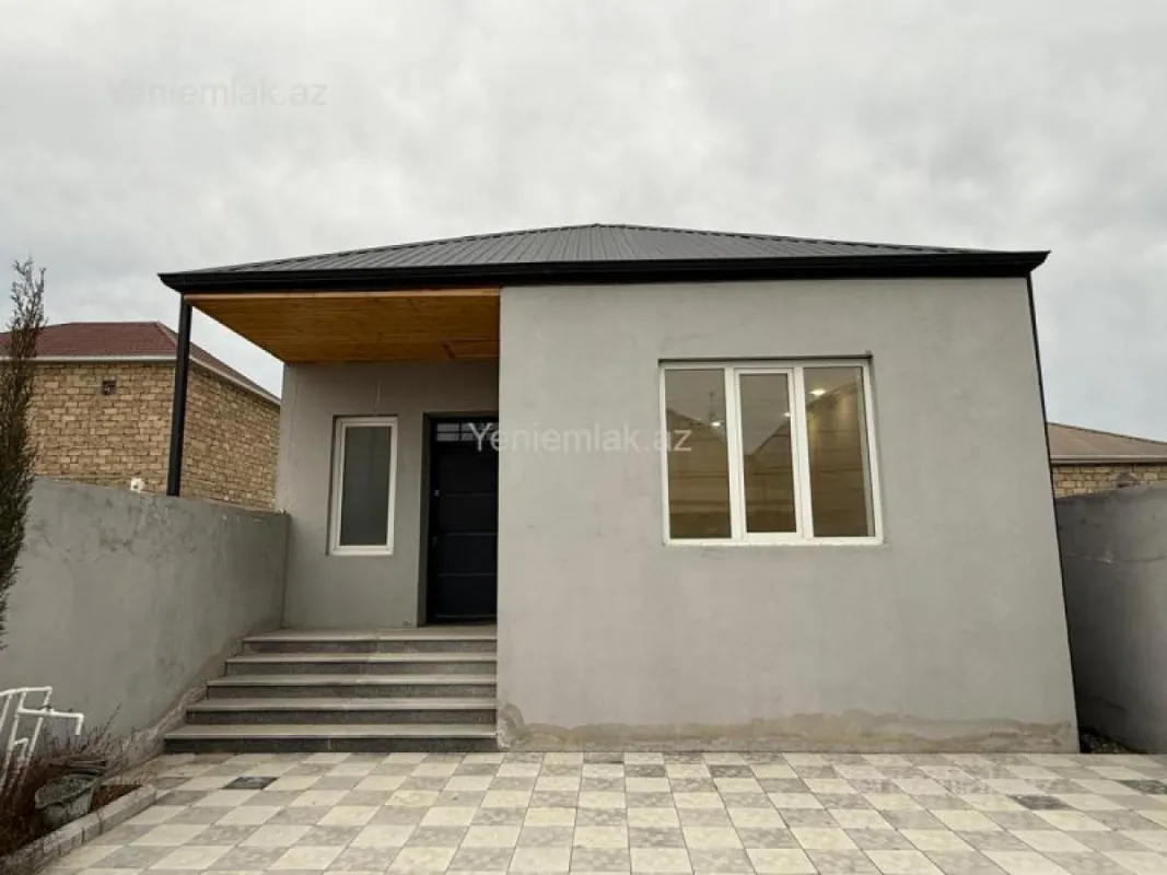 Satılır 3 otaqlı həyət evi 100 m²
