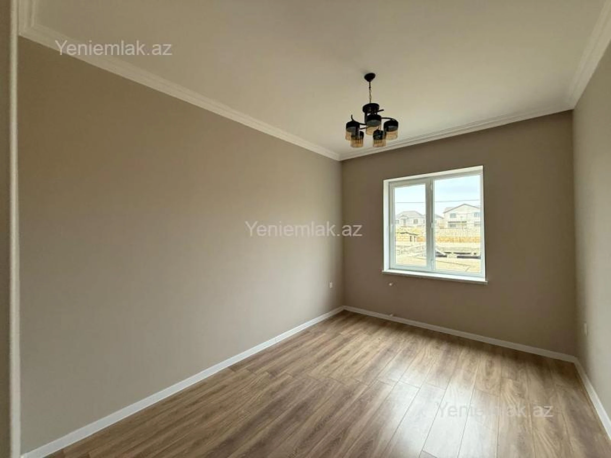 Satılır 3 otaqlı həyət evi 100 m²