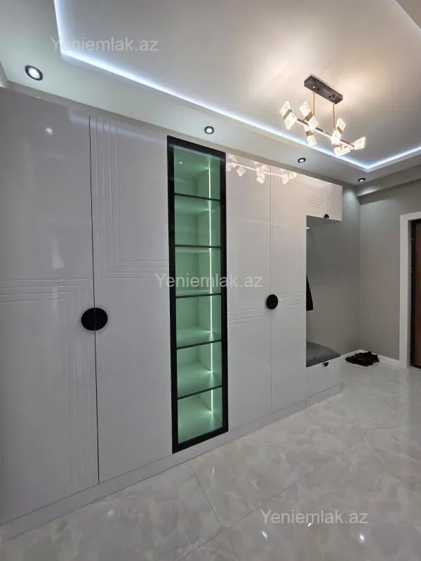 Satılır 2 otaqlı yeni tikili 55 m²