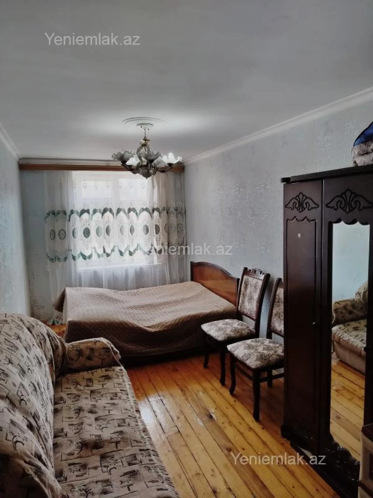 Satılır 3 otaqlı köhnə tikili 80 m²