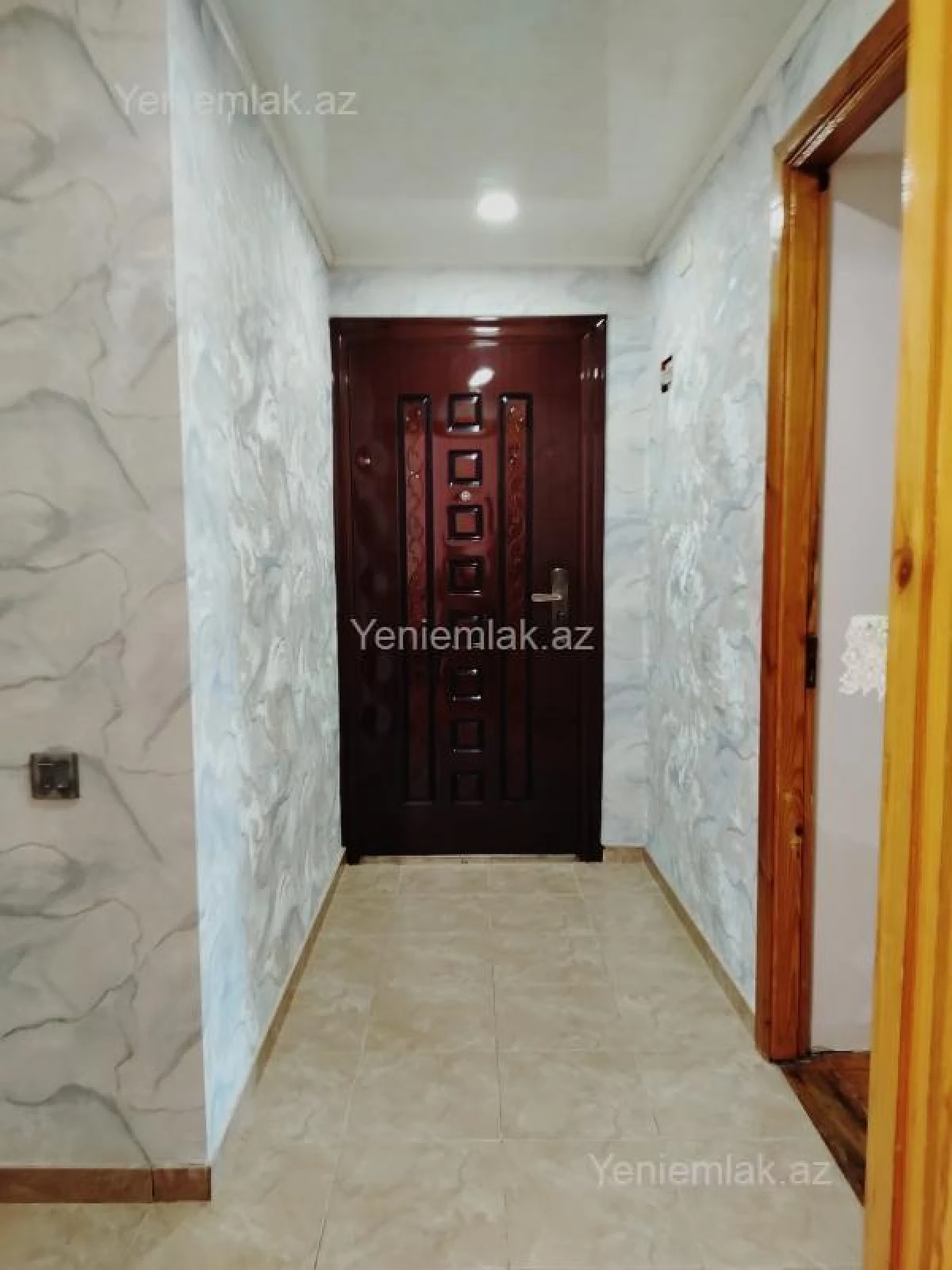 Satılır 3 otaqlı köhnə tikili 80 m²