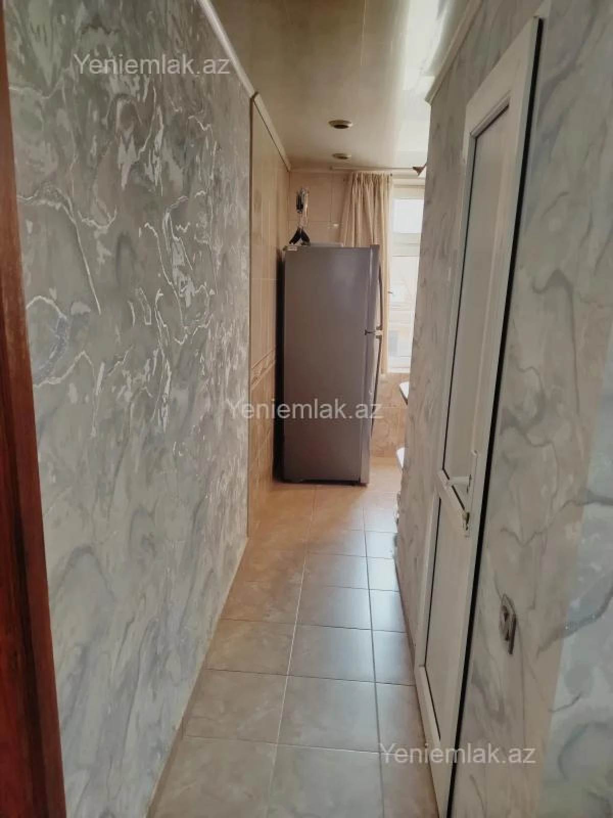 Satılır 3 otaqlı köhnə tikili 80 m²