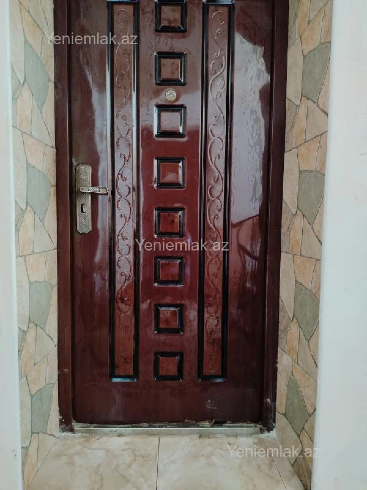 Satılır 3 otaqlı köhnə tikili 80 m²