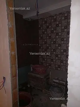 Satılır 5 otaqlı köhnə tikili 160 m²