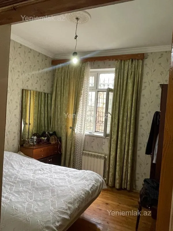 Satılır 4 otaqlı həyət evi 125 m²