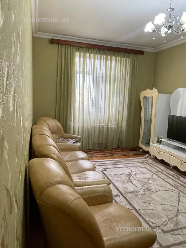 Satılır 4 otaqlı həyət evi 125 m²